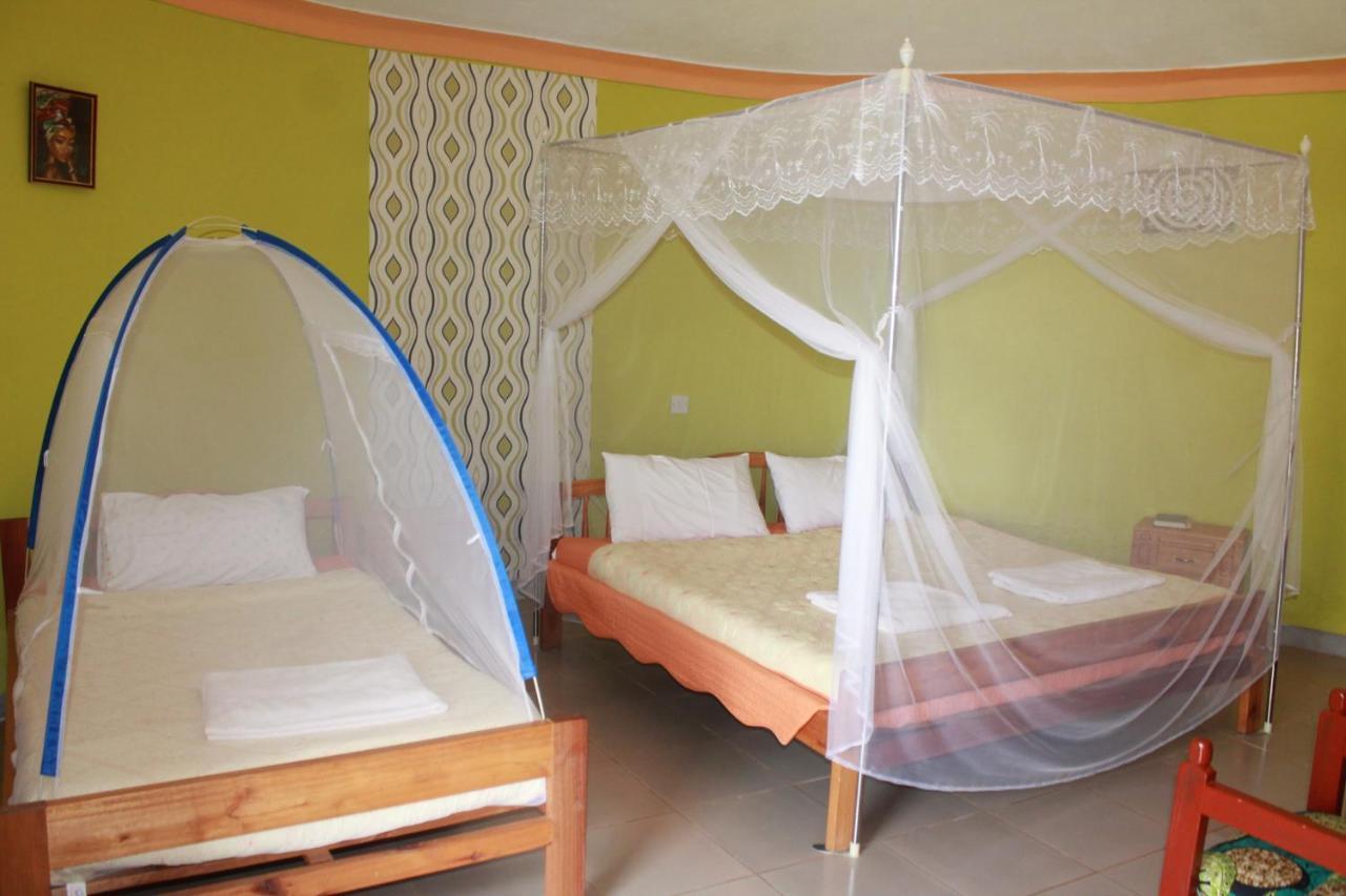 Crater Bay Cottages Kabale Kültér fotó