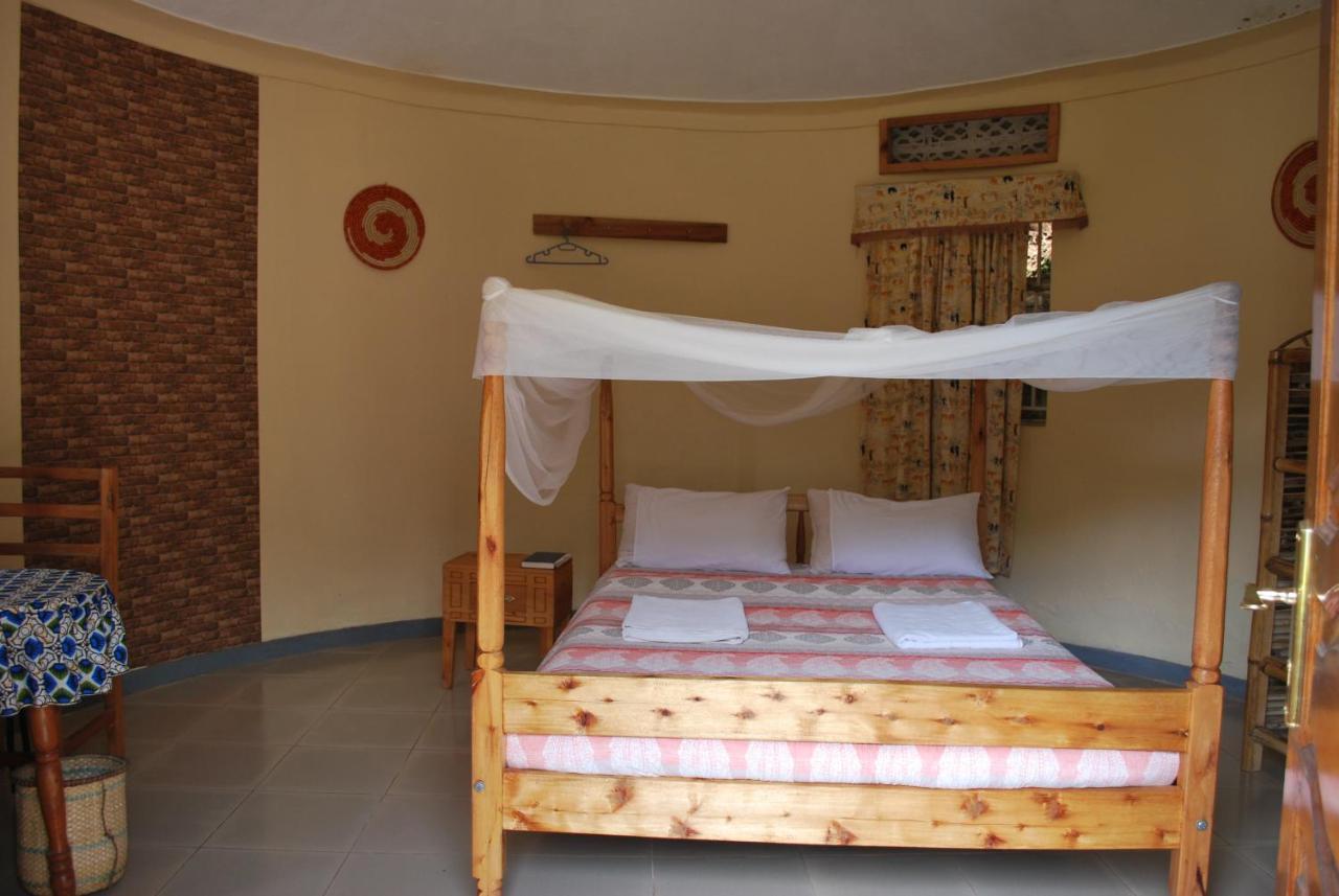 Crater Bay Cottages Kabale Kültér fotó