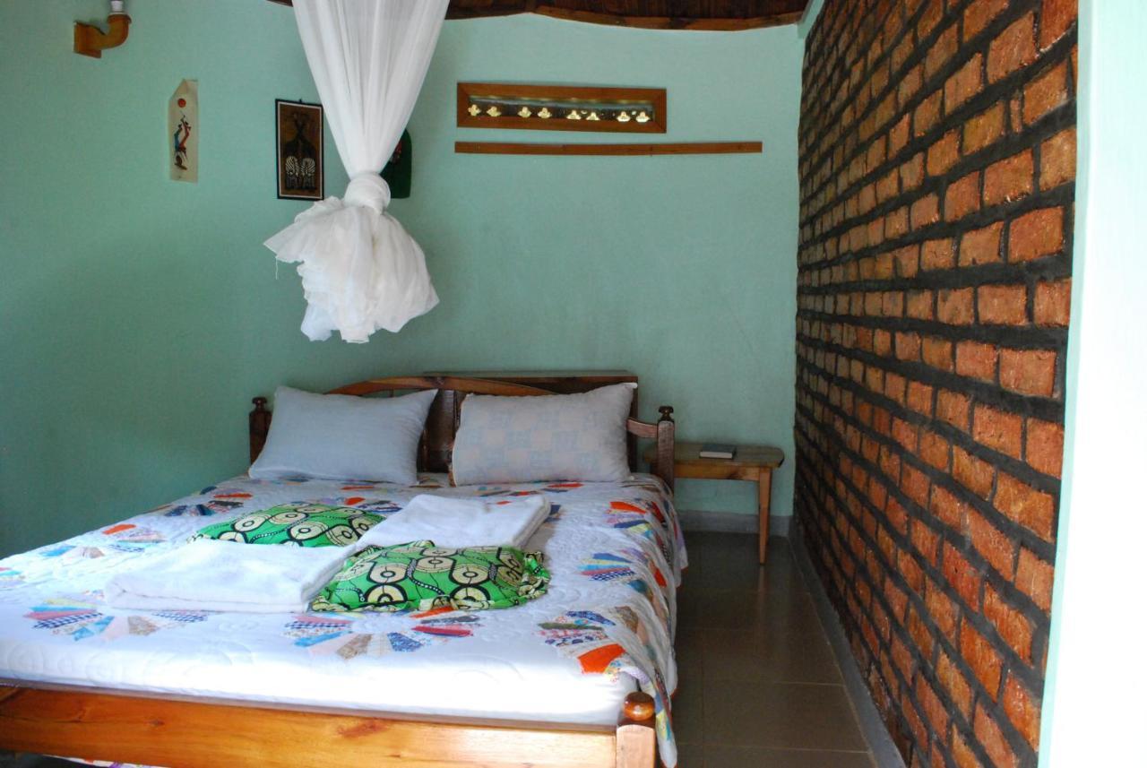 Crater Bay Cottages Kabale Kültér fotó