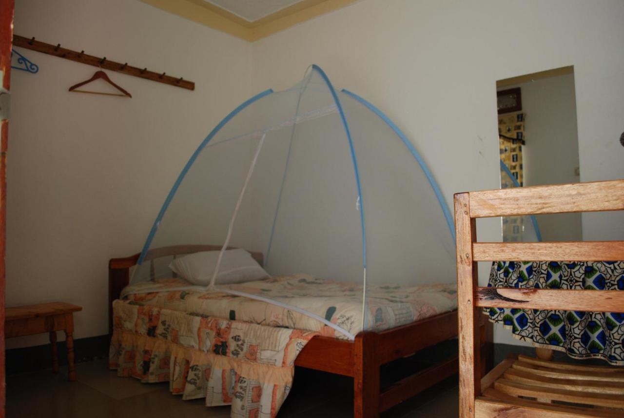 Crater Bay Cottages Kabale Kültér fotó