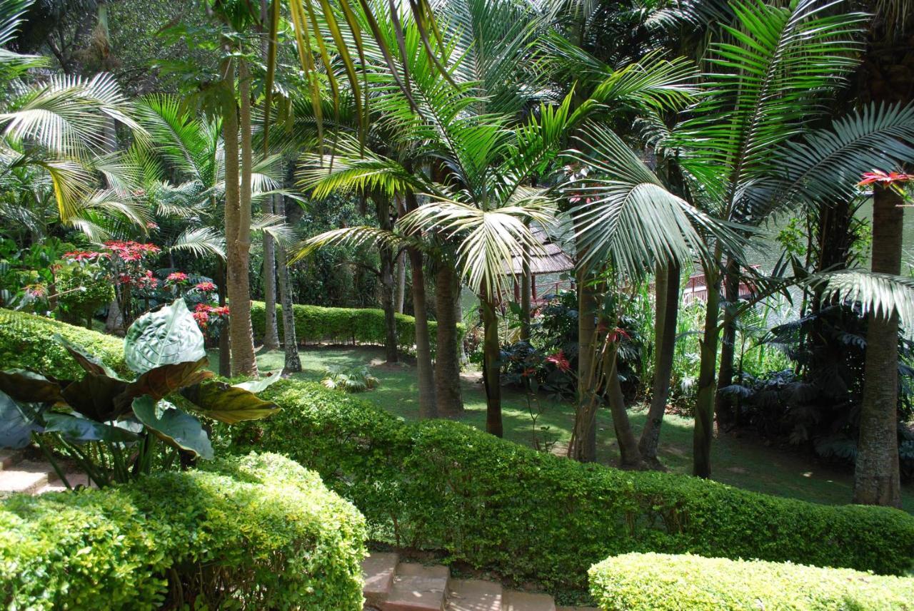 Crater Bay Cottages Kabale Kültér fotó